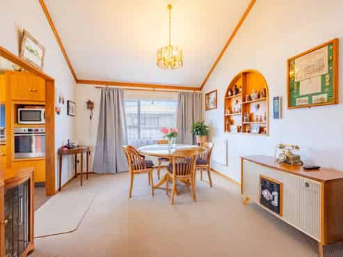 15A Holyrood Terrace, Waipukurau