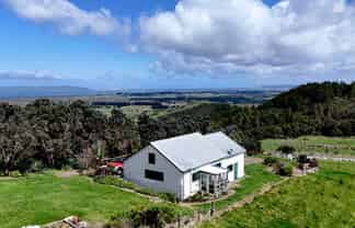 1158 Burma Road, Tapora