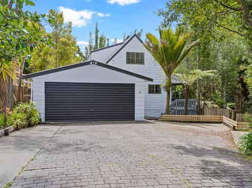 28 Longfellow Parade, Glen Eden