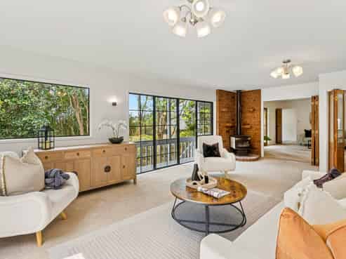 28 Longfellow Parade, Glen Eden