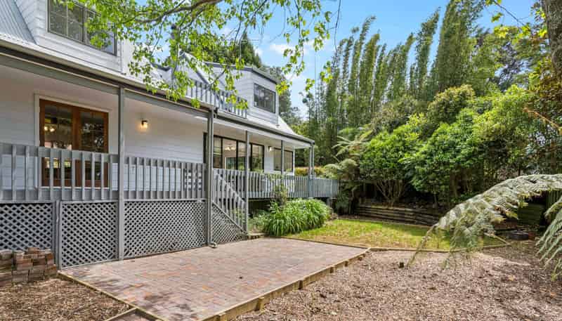 28 Longfellow Parade, Glen Eden