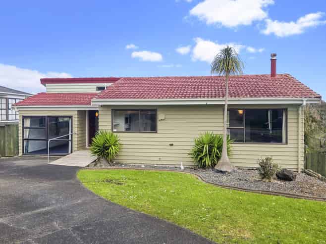 36 Bay Vista Drive, Red Beach