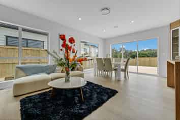 32 Castlebane Drive, Flat Bush