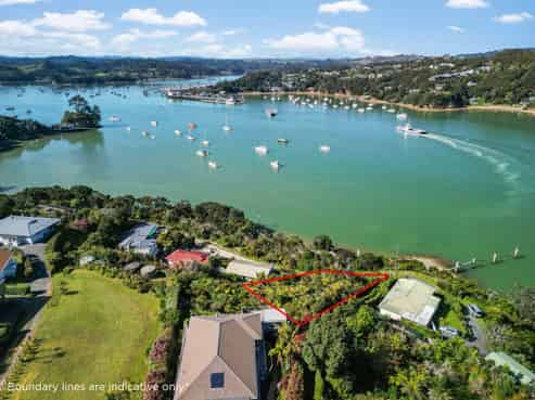 395D Aucks Road, Russell