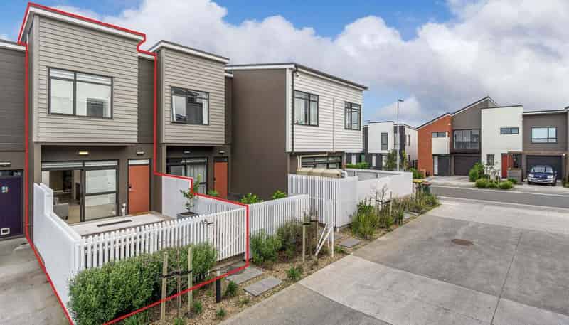 15 Tuatua Road, Hobsonville