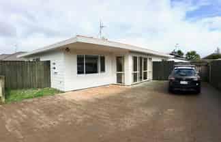 17a Orion Street, Papakura