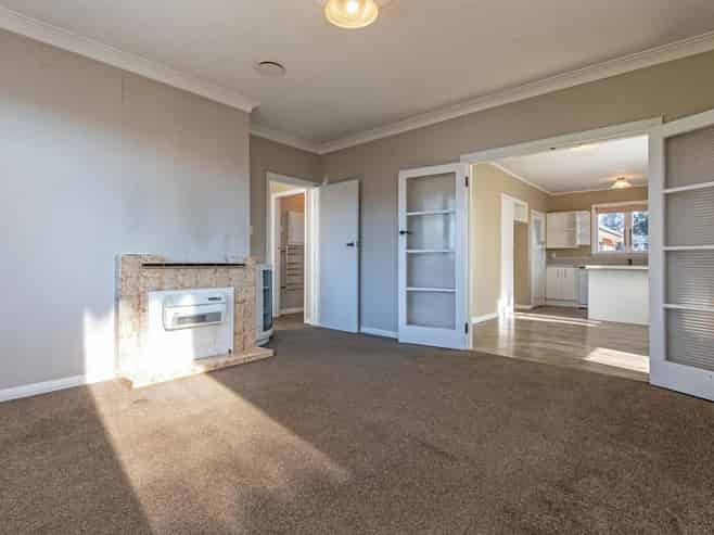 56 Shamrock Street, Takaro