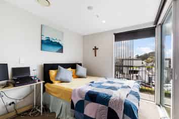 212/40 Library Lane, Albany