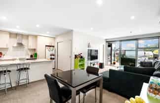 212/40 Library Lane, Albany