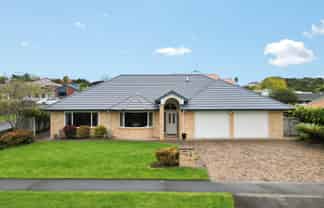 56 Ayrshire Drive, Grandview Heights