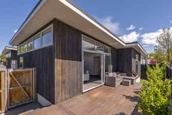 2/87 Warrington Street, Saint Albans