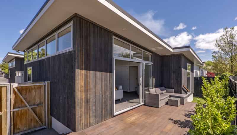 2/87 Warrington Street, Saint Albans