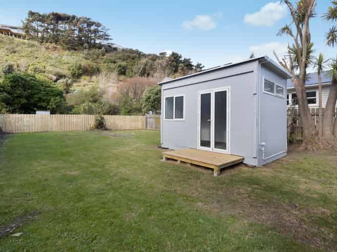 62 Happy Valley Road, Owhiro Bay