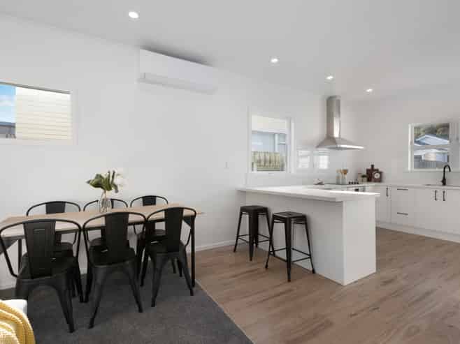 62 Happy Valley Road, Owhiro Bay