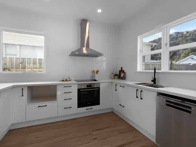 62 Happy Valley Road, Owhiro Bay