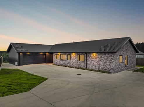 29 Tuscany Way, Fitzherbert