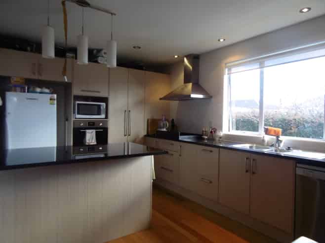 11 Ward Crescent, Te Atatu Peninsula