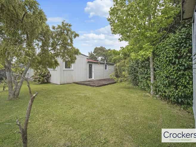 11 Ward Crescent, Te Atatu Peninsula