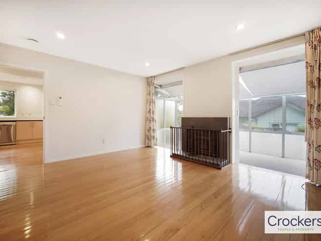 11 Ward Crescent, Te Atatu Peninsula