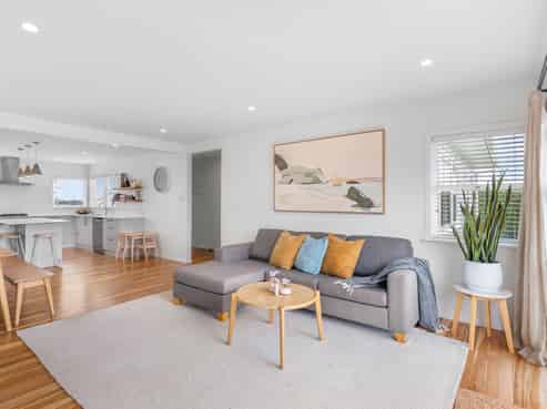 15 Roberts Road, Glenfield