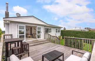 15 Roberts Road, Glenfield