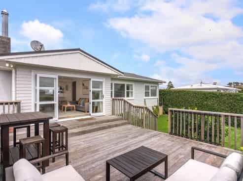 15 Roberts Road, Glenfield