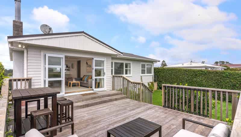 15 Roberts Road, Glenfield