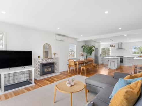 15 Roberts Road, Glenfield