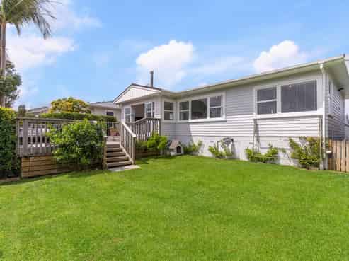 15 Roberts Road, Glenfield