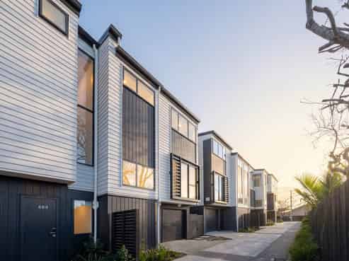 11D Waipani Road, Te Atatu Peninsula