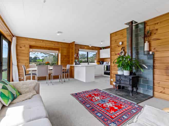 56 Aubrey Road, Silverdale