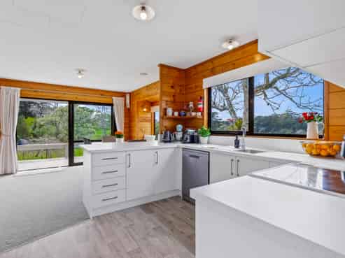 56 Aubrey Road, Silverdale