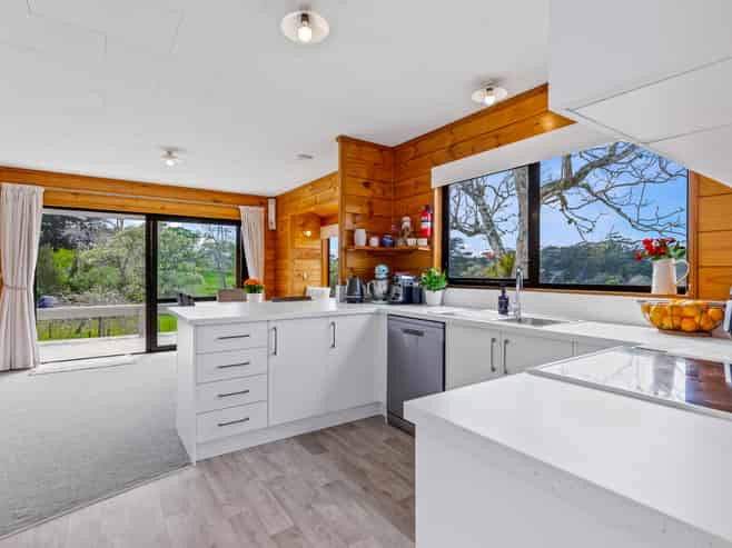 56 Aubrey Road, Silverdale