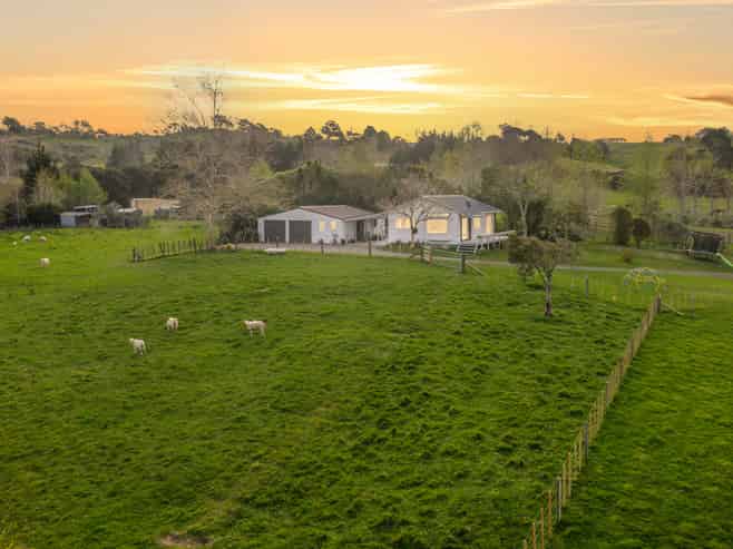 56 Aubrey Road, Silverdale