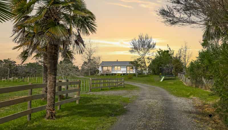 56 Aubrey Road, Silverdale