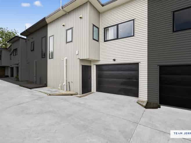 15B William Avenue, Manurewa