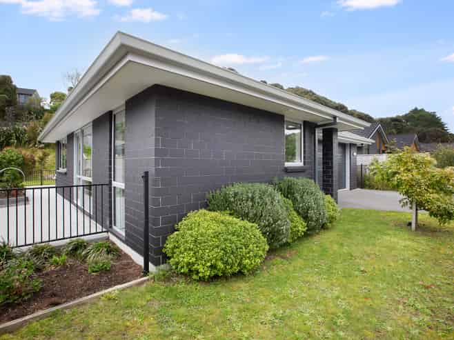 39 Tradewinds Drive, Whitby