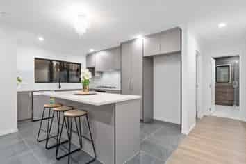 B/2 Palmgreen Court, Stanmore Bay