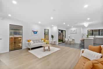 B/2 Palmgreen Court, Stanmore Bay