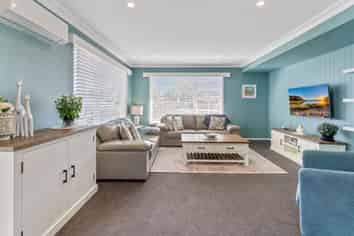 7 Norwich Street, STOKE