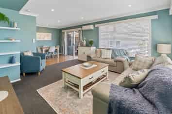 7 Norwich Street, STOKE