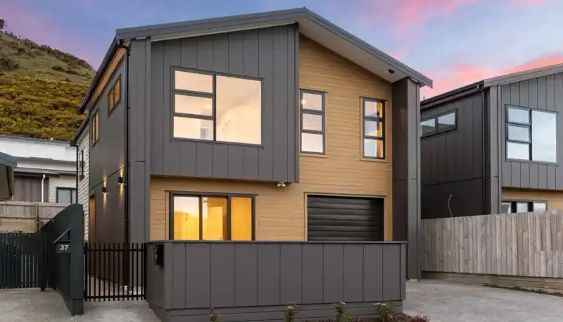 41 Farnworth Terrace, Churton Park