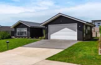 25 Harakeke Drive, Wharewaka