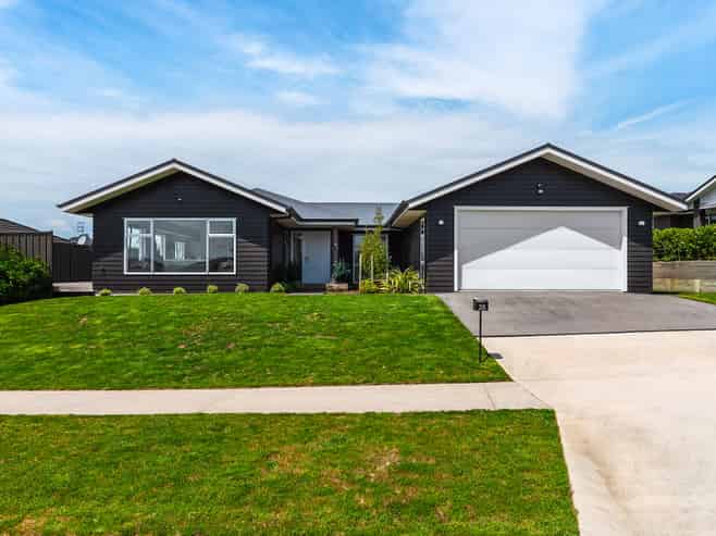 25 Harakeke Drive, Wharewaka