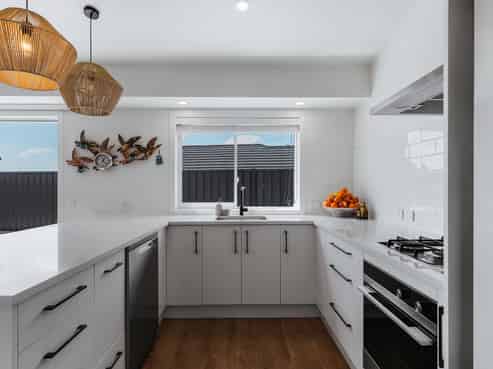 25 Harakeke Drive, Wharewaka