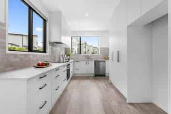 6 Teuila Grove, Waiotaiki Bay