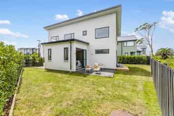 6 Teuila Grove, Waiotaiki Bay