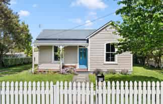 86 Fox Street, Featherston