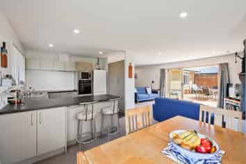 16 Chamberlain Lane, Rangiora