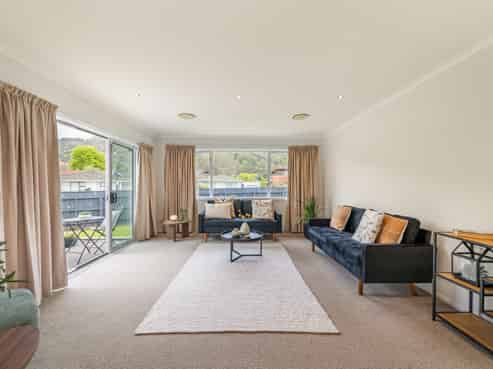 2 Mitre Grove, Trentham
